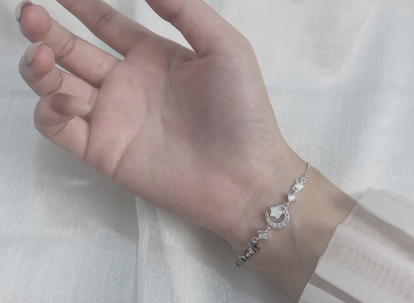 Lắc tay bạc Muse Silver trăng sao dây rút - Ảnh 2