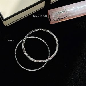 Nam giới nên mua vòng tay bạc S925 giá bao nhiêu là hợp lý?