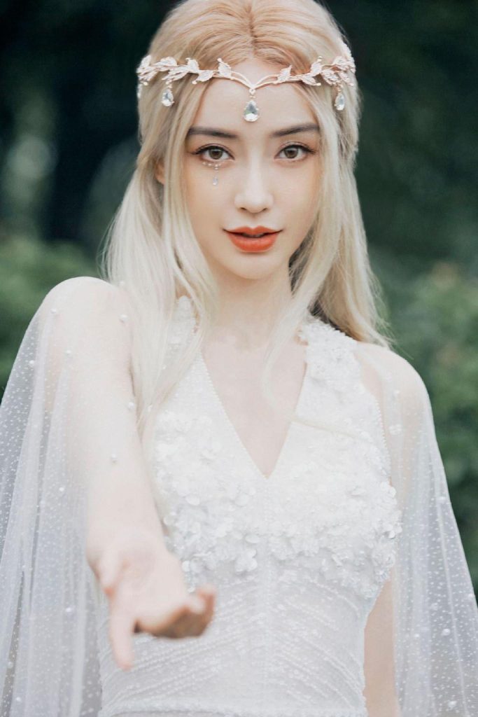 nữ hoàng của những chiếc nhẫn